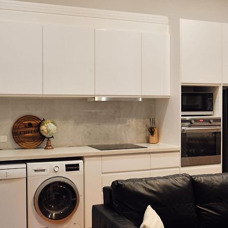 Manly Waves Studios & Apartments Sydney Exterior photo